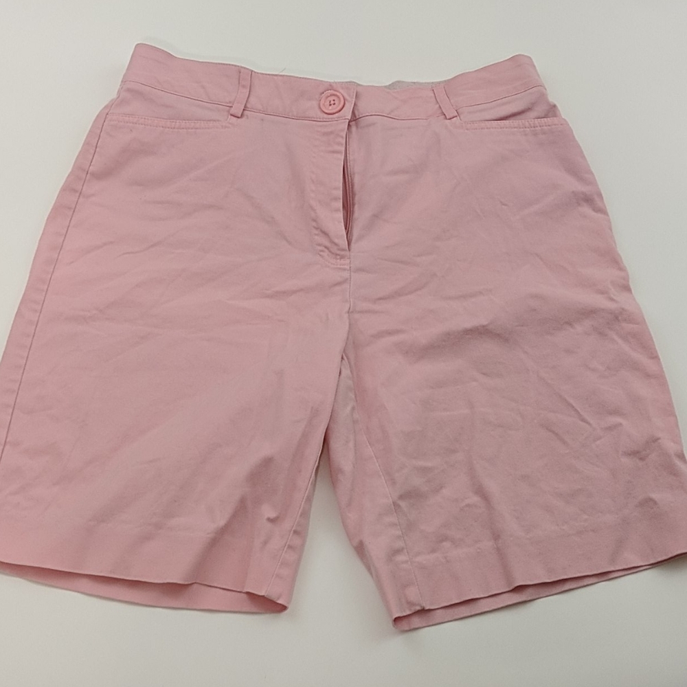 Kim Rogers pink shorts